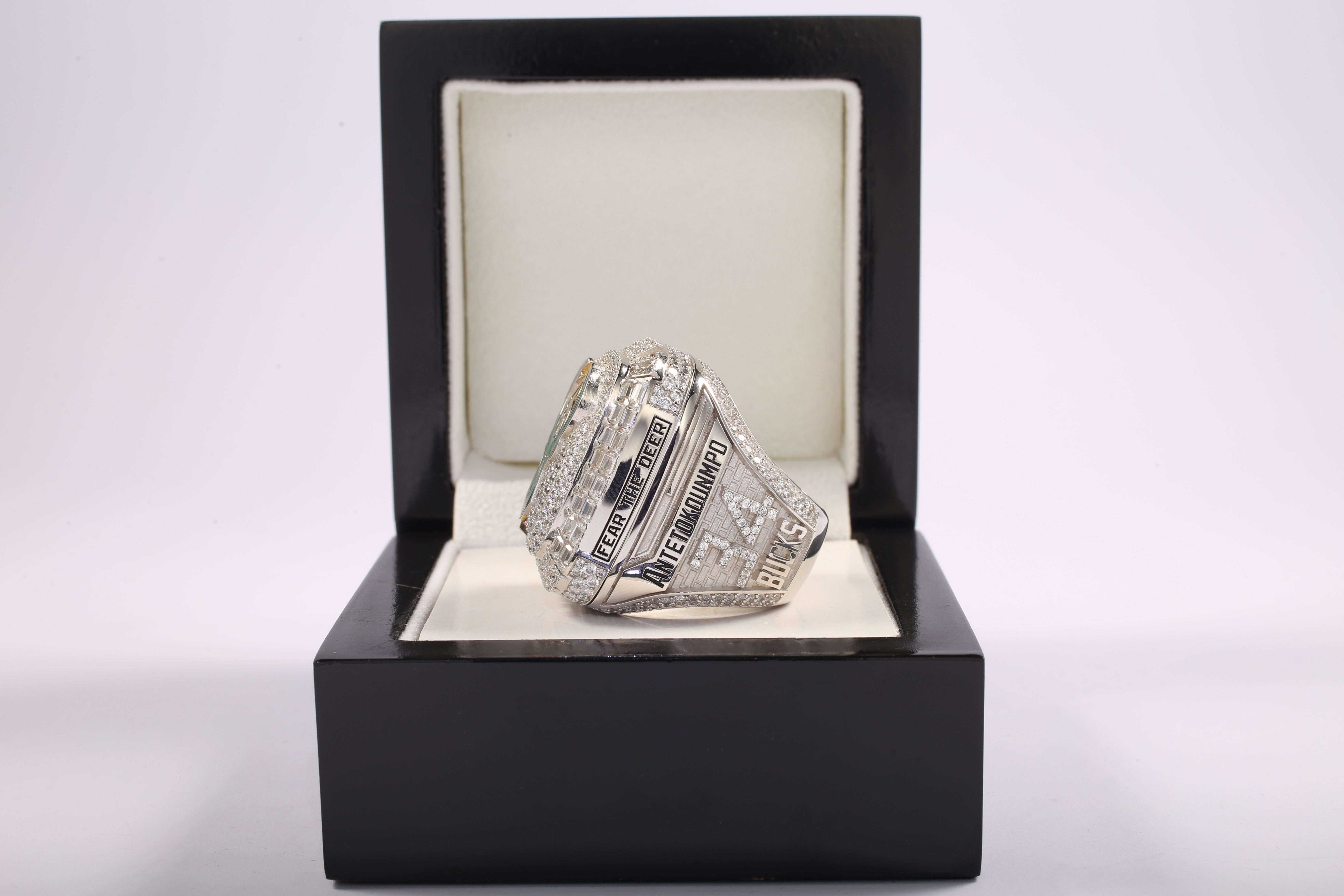 Milwaukee Bucks 2021 NBA Championship Ring