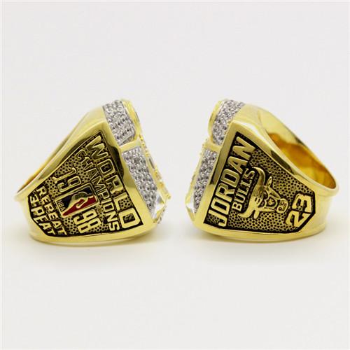 Chicago Bulls 1998 NBA Basketball World Championship Ring