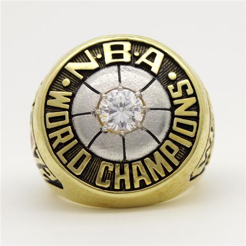 Los Angeles Lakers 1972 NBA Basketball World Championship Ring