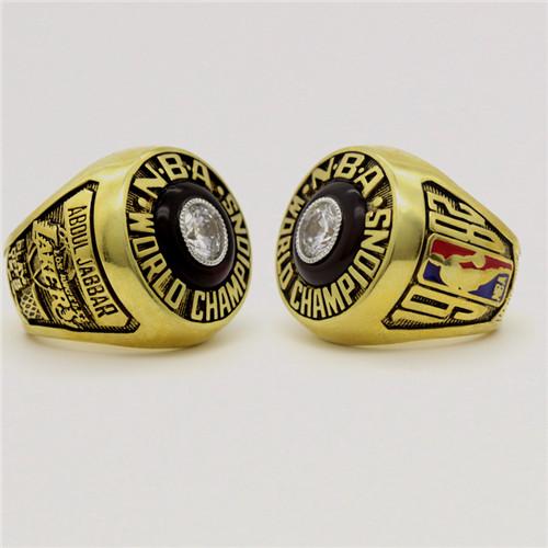 Los Angeles Lakers 1982 NBA Basketball World Championship Ring