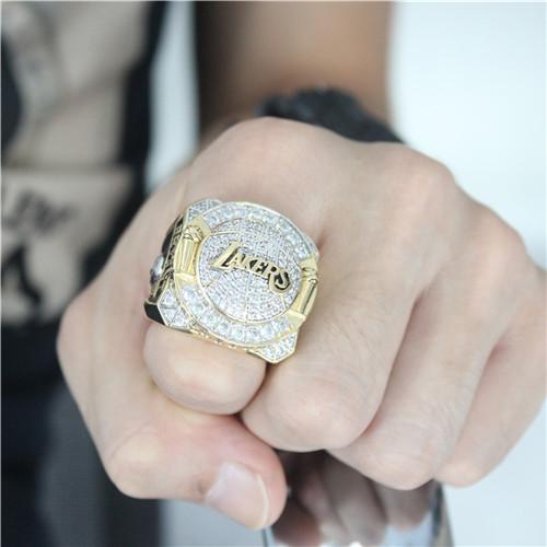 Los Angeles Lakers 2010 NBA Basketball World Championship Ring