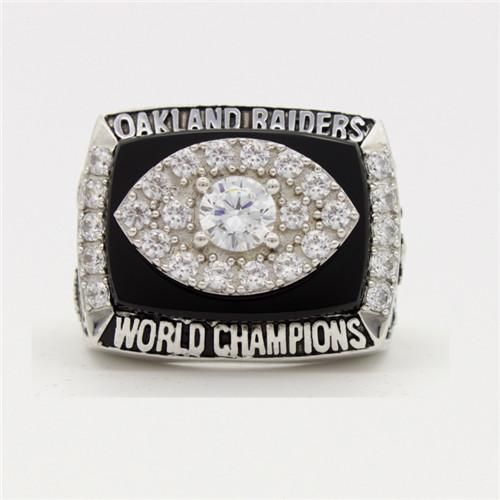 Oakland Raiders 1976 NFL Super Bowl Championship Ring